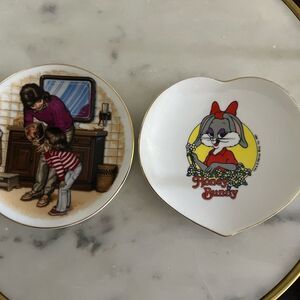 Vintage Plates Trinkets Honey Bunny Heart Dish 1981 Avon Trinket 1986 Set Of 2